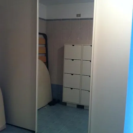 Flat With Pool Lake View בלביו